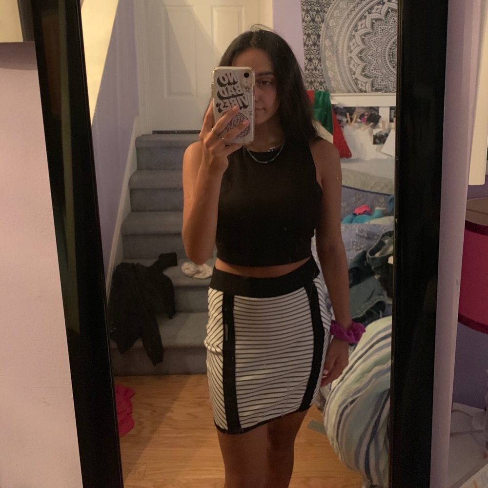 Black and White set